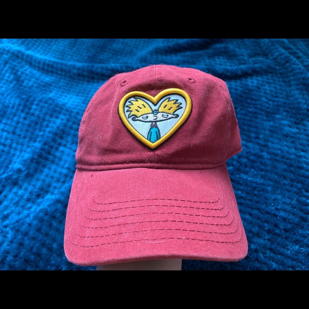 Hey Arnold burgundy hat